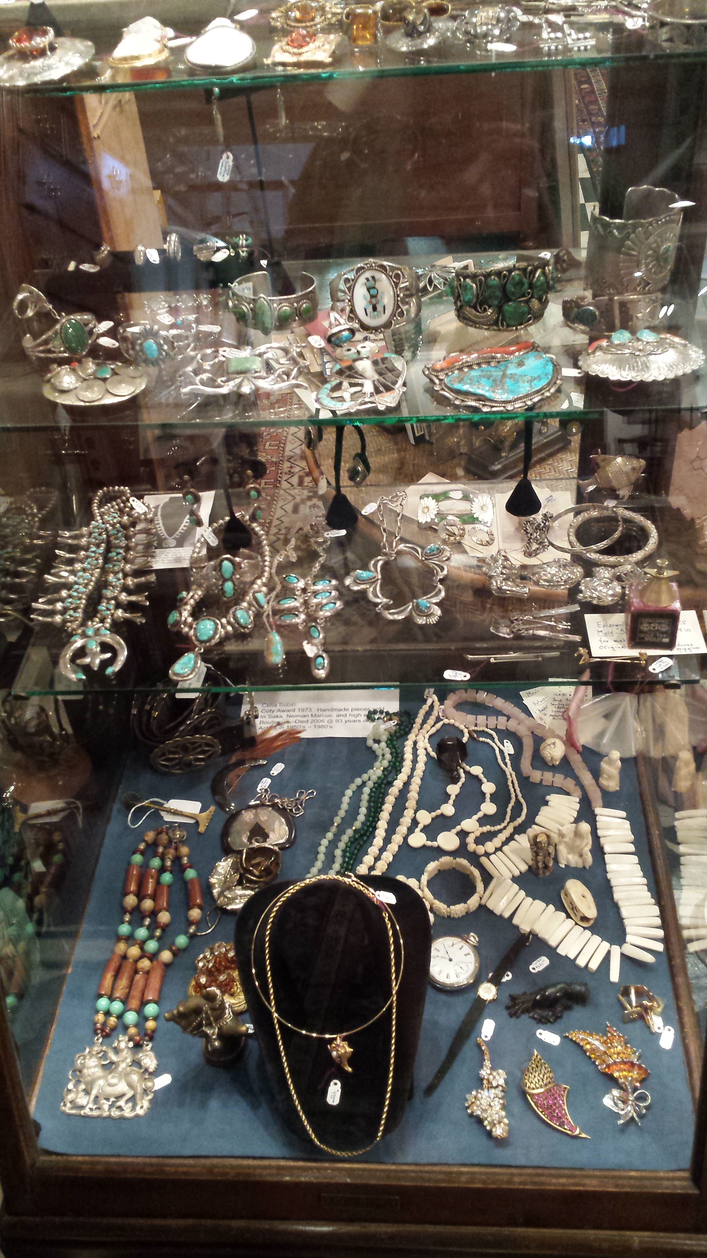 antique jewlery